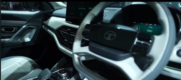 Tata-Harrier-h-768x343 Tata Harrier EV vs Tata Harrier: A Head-to-Head Comparison for 2024